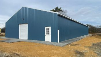 Besche Furniture Storage Building Font - The Amish Tradesman